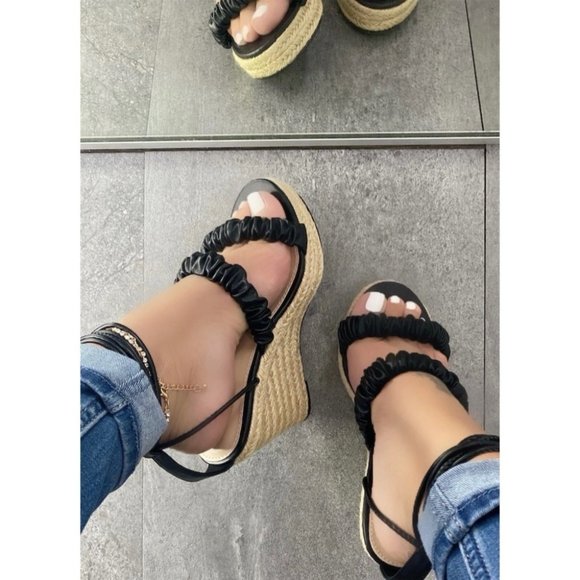 NEW Black Lace Up Espadrille Wedge - Picture 1 of 2
